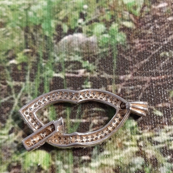 Rhinestone lips - Picture 2 of 4